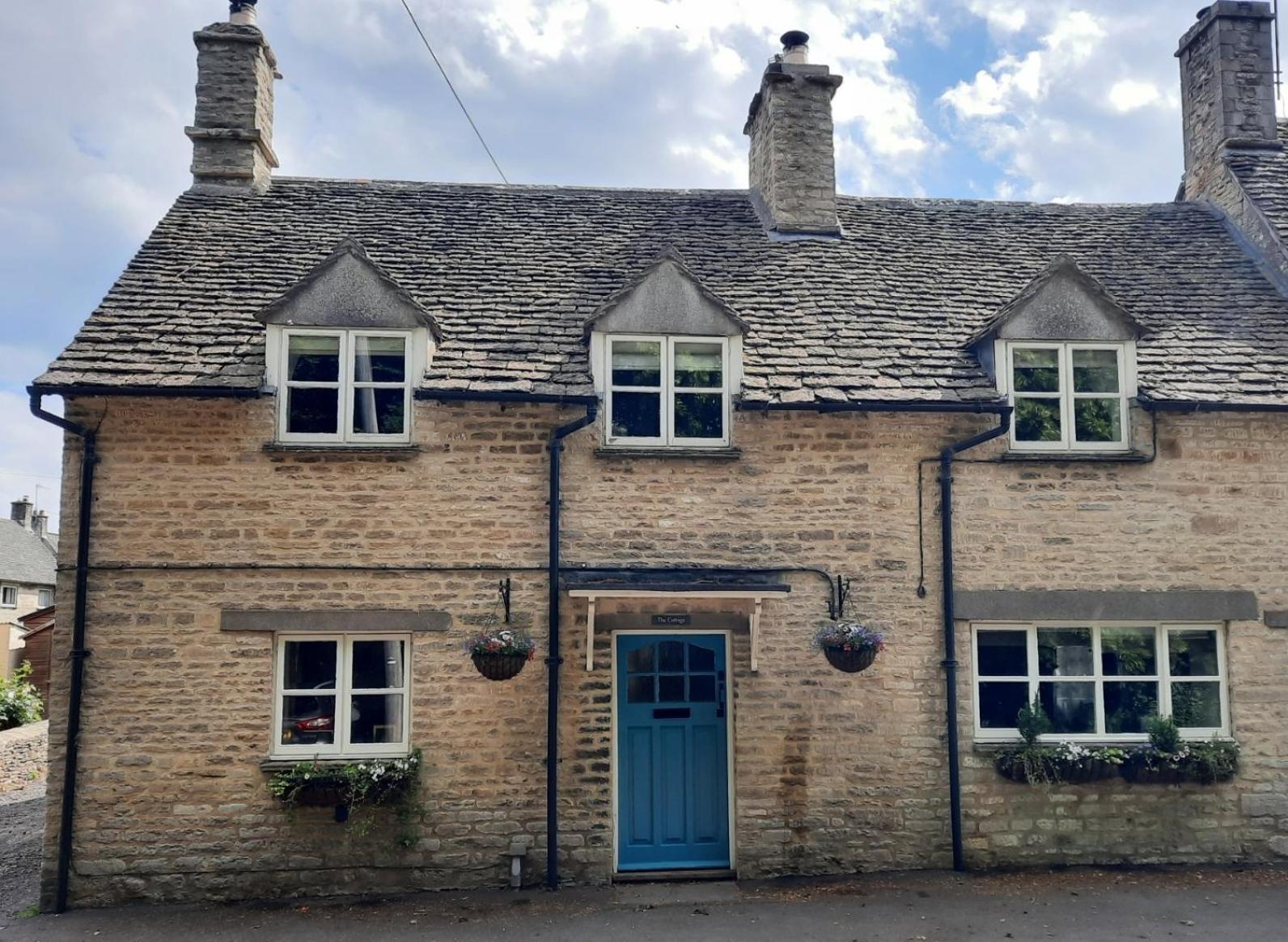 Cotswold Cottage Bed & Breakfast Luckington Εξωτερικό φωτογραφία